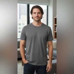 4/25$ Men’s Reebok Performance Gray Short Sleeve Tee